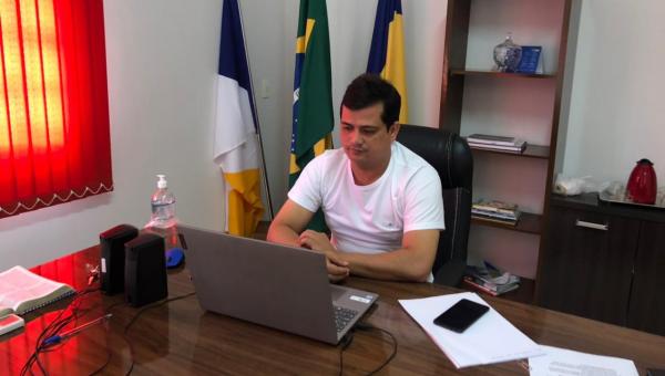 Prefeito de Talismã Diogo Borges participa de reunião para tomada de decisões e medidas contra o avanço da Covid-19 no Sul do Estado